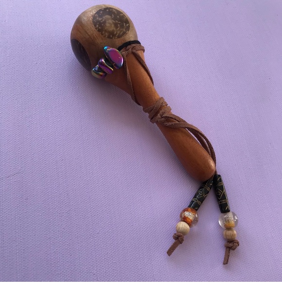 Shamanic Wood Rattle ✨ - Picture 4 of 9